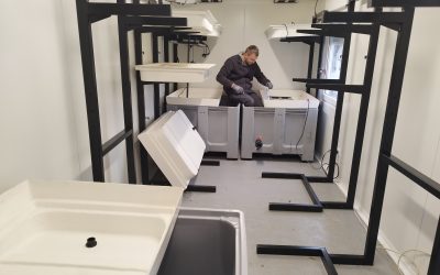 The URBAN FOOD Aquaponic Build 🐟